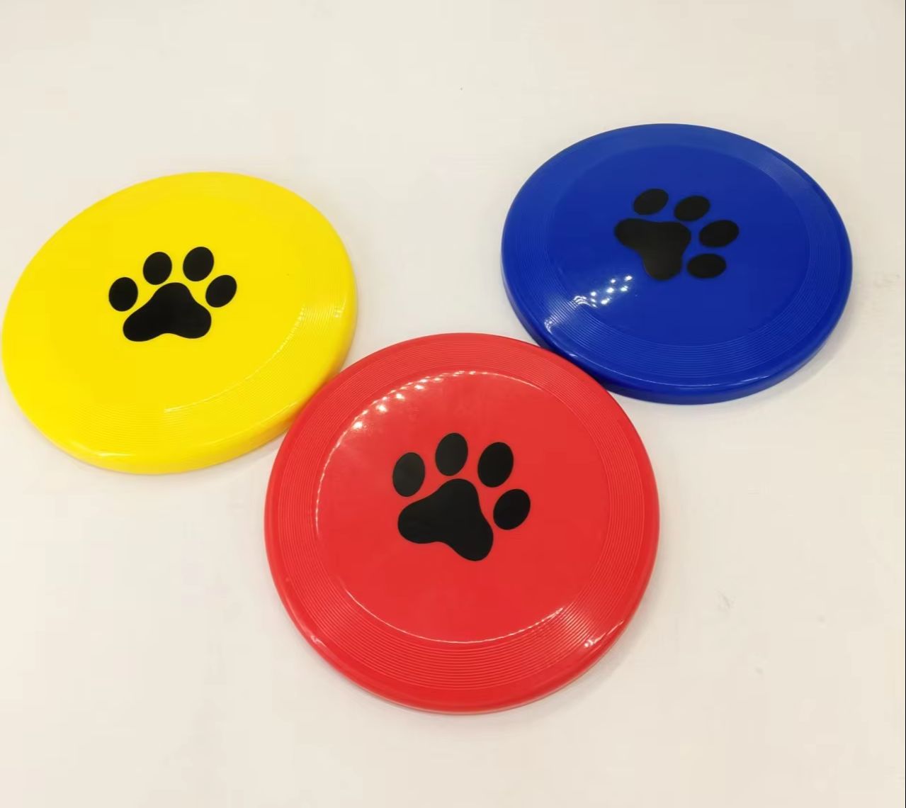 Flying Disc Dog Training Toy - 단단한 플라스틱 강아지 프리스비 발바닥 무늬
